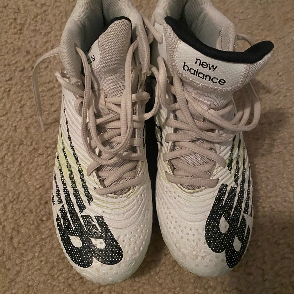 New Balance girls lacrosse cleats